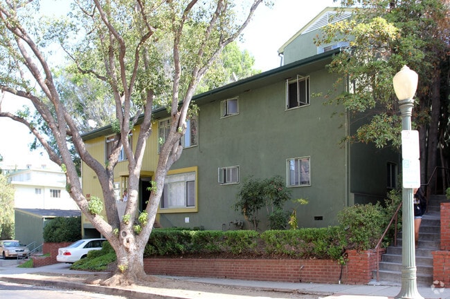 Building Photo - 500-520 Midvale