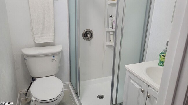 Building Photo - 1288 Waite Dr