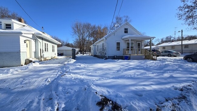 Building Photo - Ask about our Rent to own option