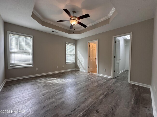 Building Photo - 159 Cavalier Dr