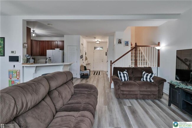 Building Photo - 262 Blue Sage Dr
