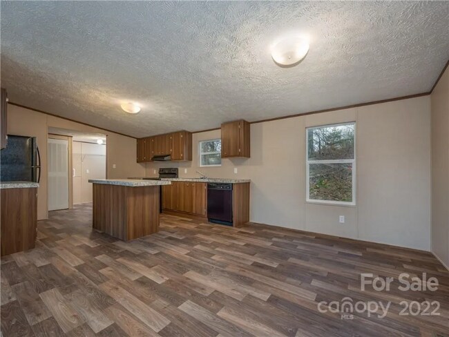 Building Photo - 36 Pop Corn Dr