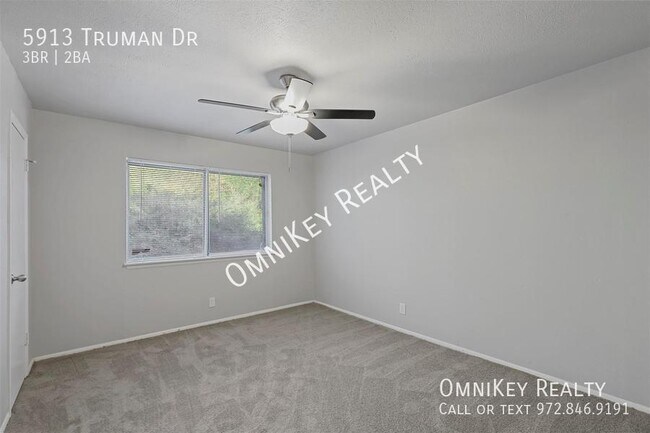 Building Photo - 5913 Truman Dr