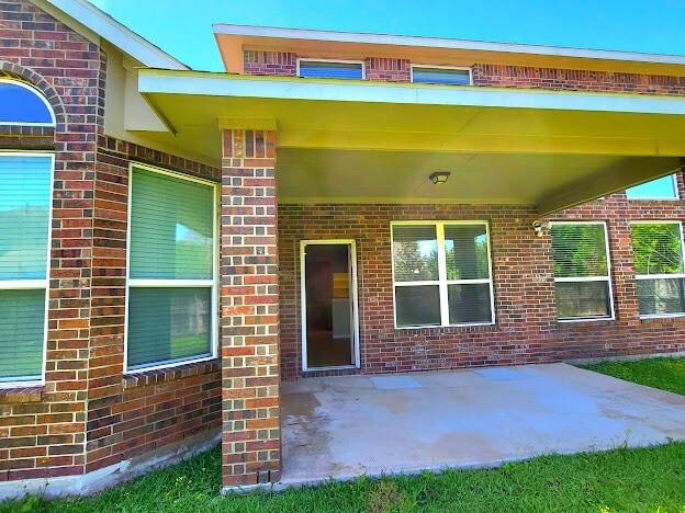Building Photo - 10007 Shire Green Ln