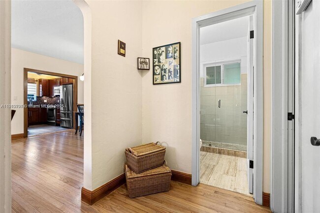 Building Photo - 2431 Overbrook St