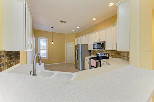 Building Photo - 7007 Bridle Path Ct