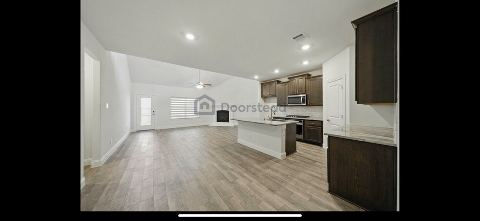 Building Photo - 9578 Kavik St