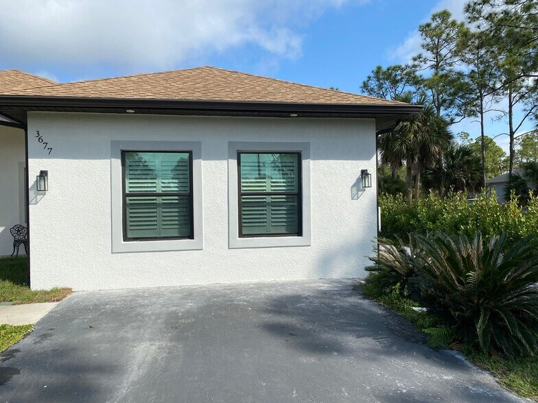 Building Photo - 3677 37th Ave NE