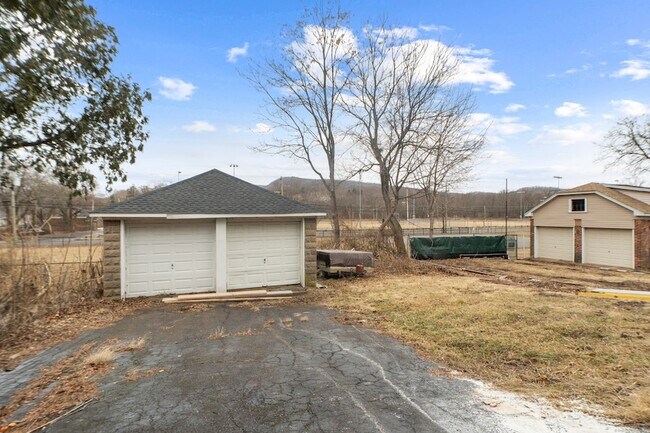 Building Photo - 3 James St