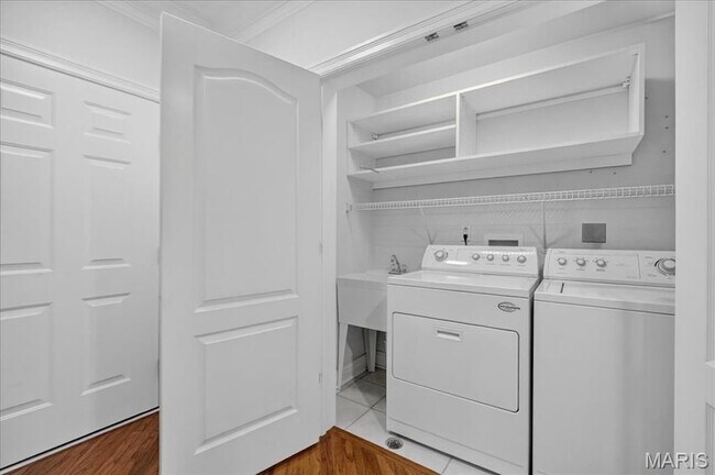 Building Photo - 500 North and South Rd