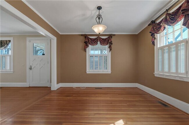 Building Photo - 98 Butler Ave