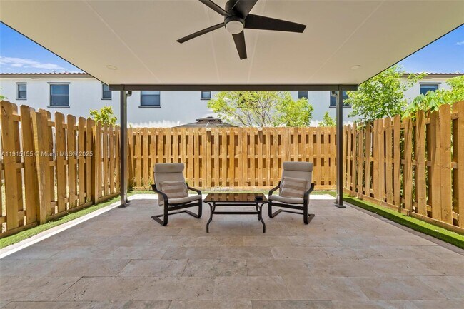 Building Photo - 11823 SW 247th Ter