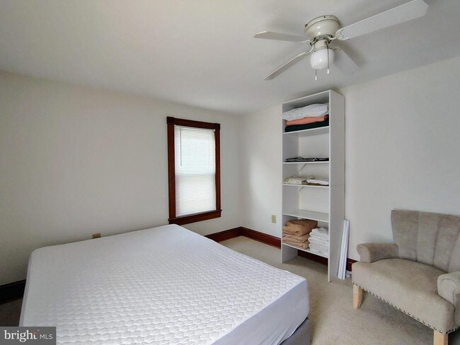 Building Photo - 518 Brunswick St