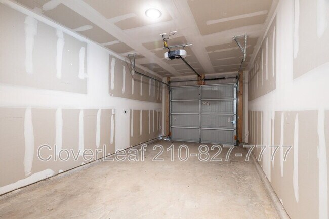 Building Photo - 7649 Barcelo Wy