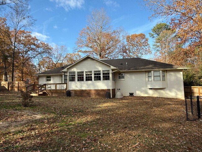 Building Photo - HOME FOR RENT IN ARAB, ALABAMA!