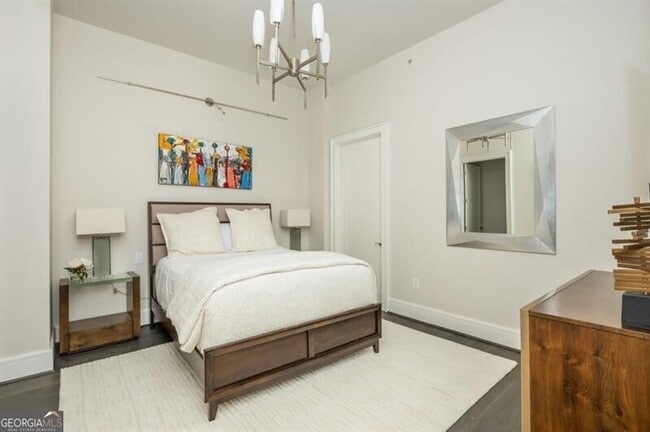 Building Photo - 1065 Peachtree St NE