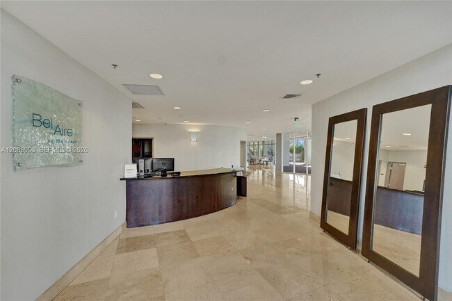 Building Photo - 6515 Collins Ave