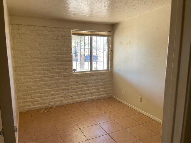Building Photo - 7655 E Tulip Tree St