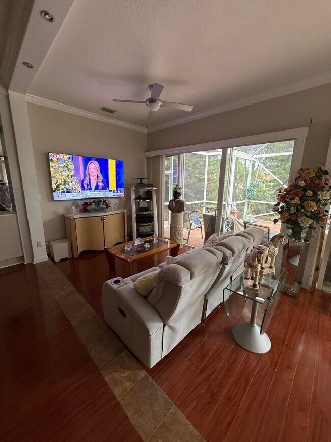 Building Photo - 222 E Tall Oaks Cir