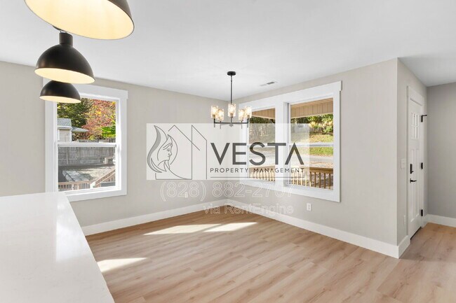 Building Photo - 192 Appalachian Way