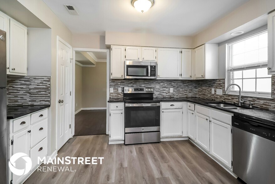 Building Photo - 3412 Stonemarsh Ct