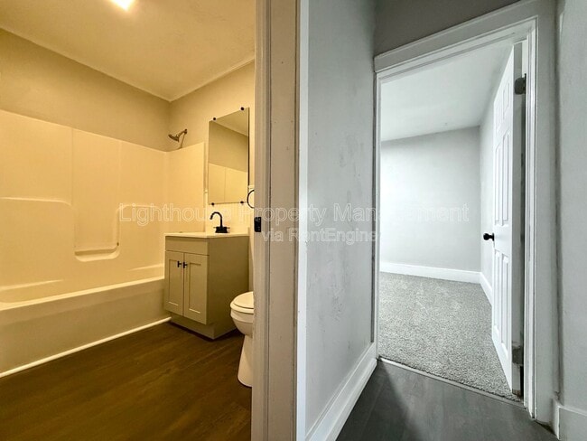 Building Photo - 2145 8th St