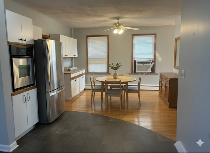 Dining room - 21 Franklin St