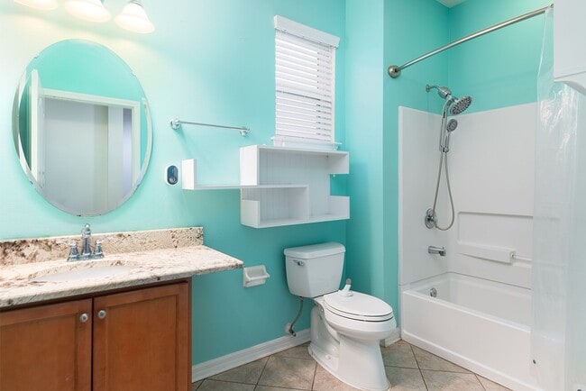 Building Photo - BEAUTIFUL UPDATED 4 bedroom home in great community!