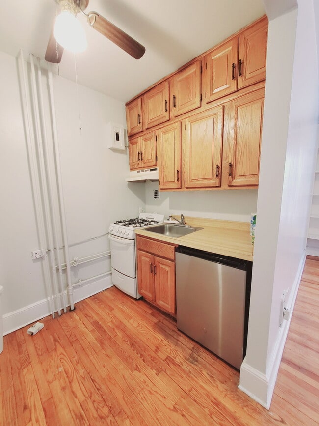 Primary Photo - 53 Prospect St