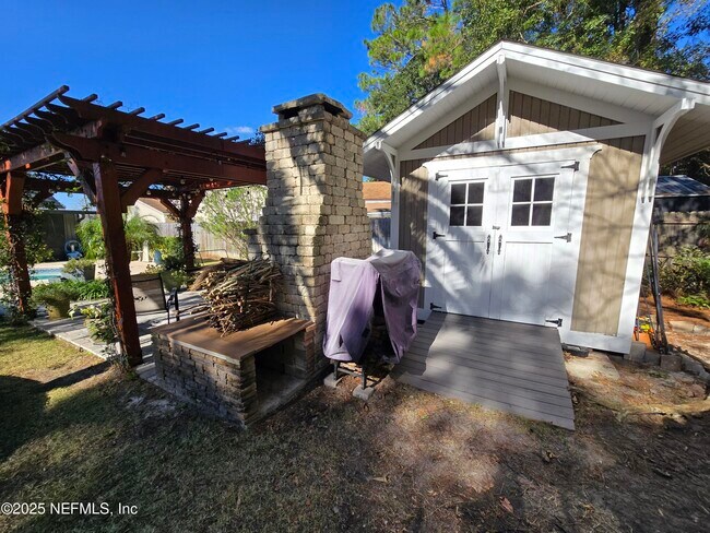 Building Photo - 7769 Andes Dr