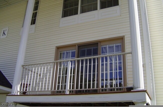 Building Photo - 26 Amherst Ct