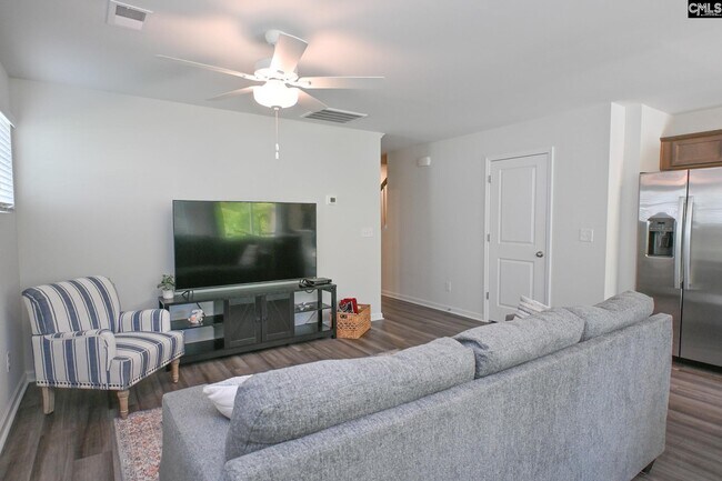 Building Photo - 552 Kingfisher Ct
