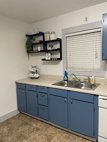 Building Photo - 408 E McKay St