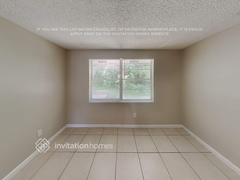 Building Photo - 16123 Sandcrest Way