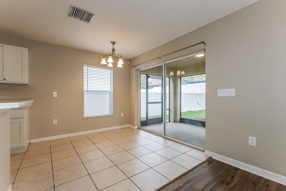 Building Photo - 10721 Shady Preserve Dr