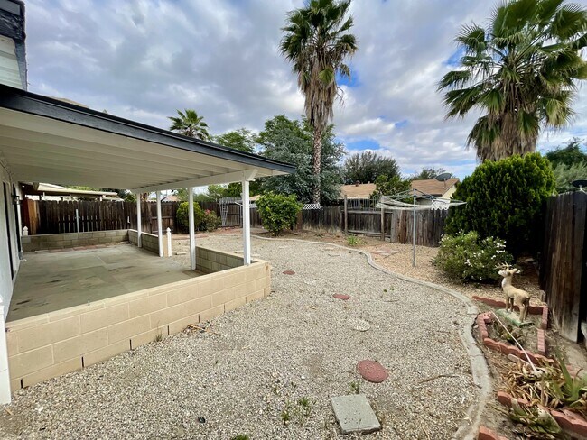 Building Photo - 1887 Cll Amargosa