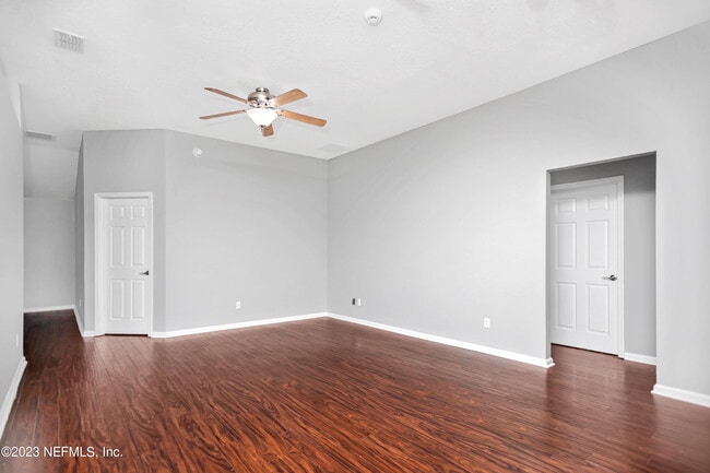 Building Photo - 2167 S Cranbrook Ave