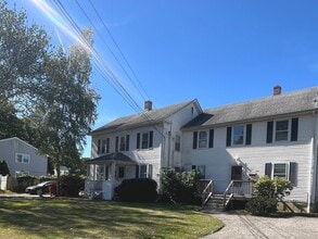 Building Photo - 650 S Pine Creek Rd