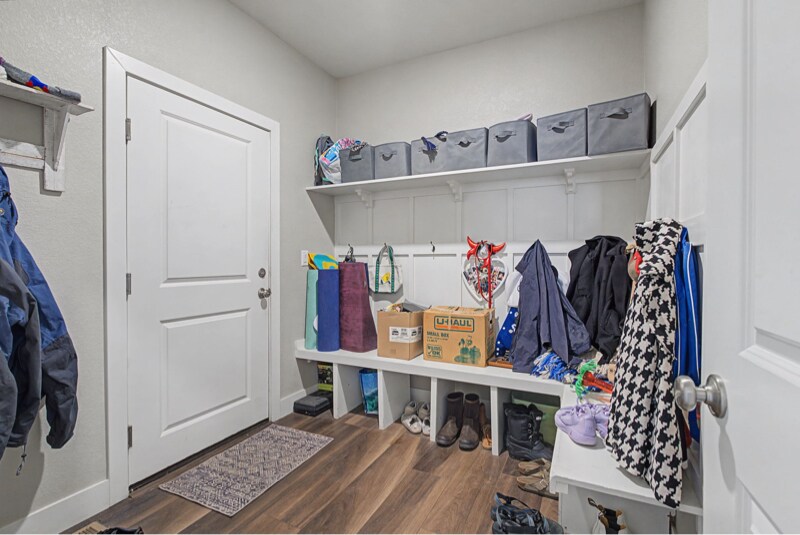 Building Photo - 2102 Summerlin Ln