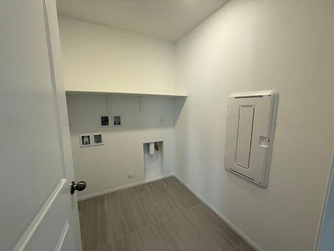 Building Photo - Welcome to this newly built 3-bedroom, 2.5-bathroom home