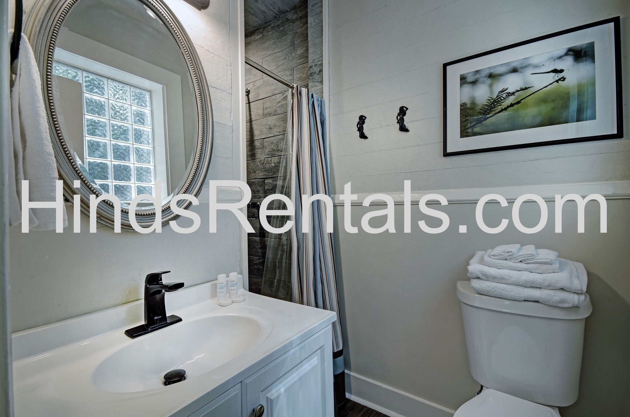 Building Photo - 1110 Quinn St