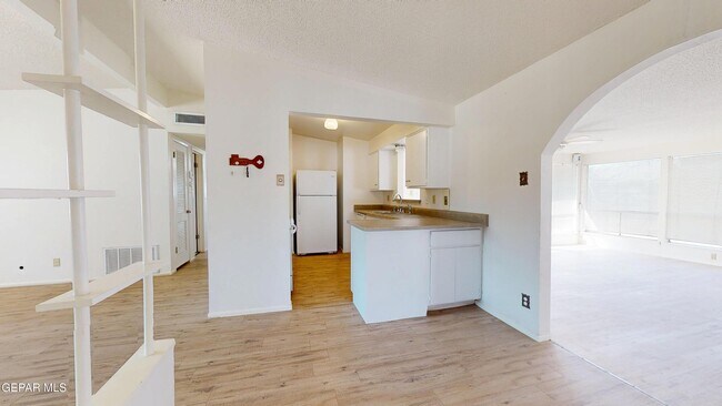 Building Photo - 4553 Skylark Way