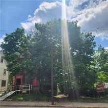 Building Photo - 602 Mulberry St