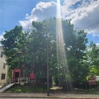 Building Photo - 602 Mulberry St