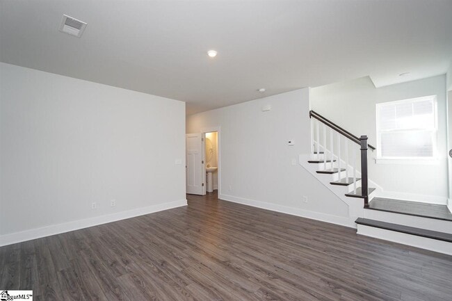 Building Photo - 9 Meteora Way