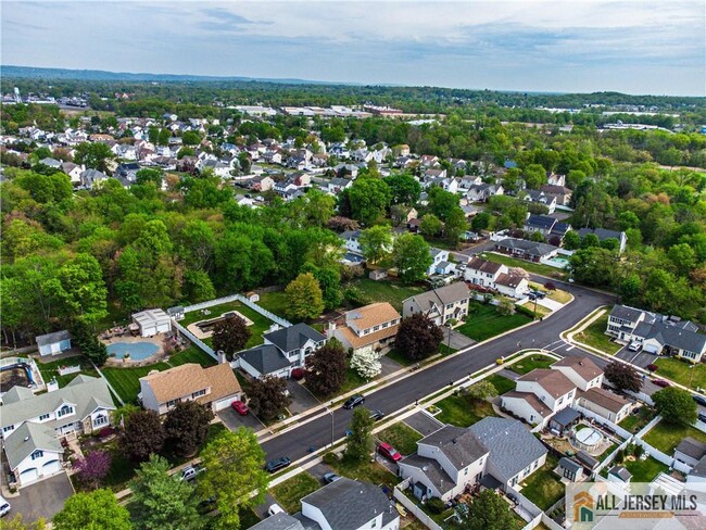 Building Photo - 149 Zwolak Ct
