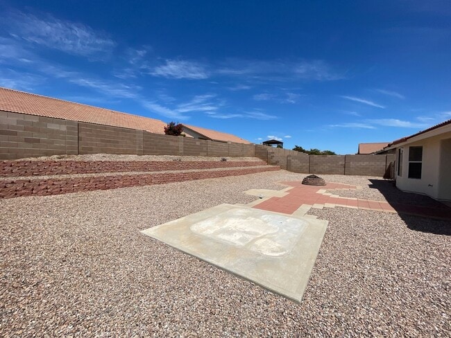 Building Photo - 1994 Willow Oak Ln