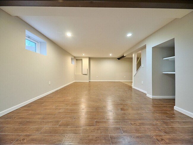 Building Photo - 9124 Copenhaver Dr