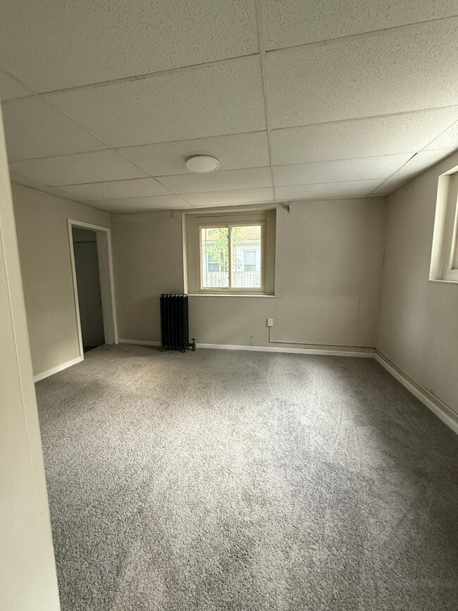 Building Photo - 3-Bedroom Gem on Marseilles Street with Sp...