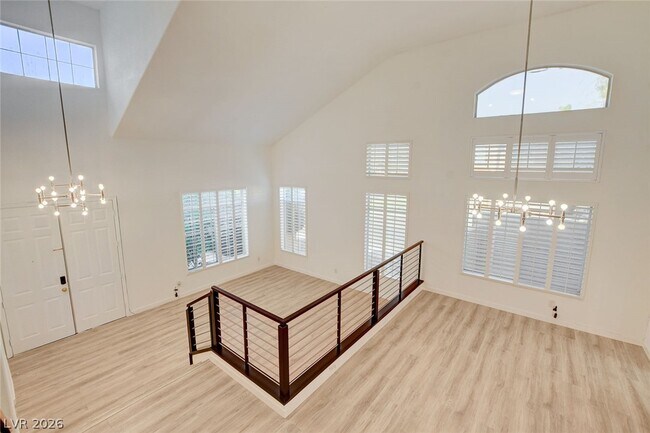 Building Photo - 8401 Desert Quail Dr
